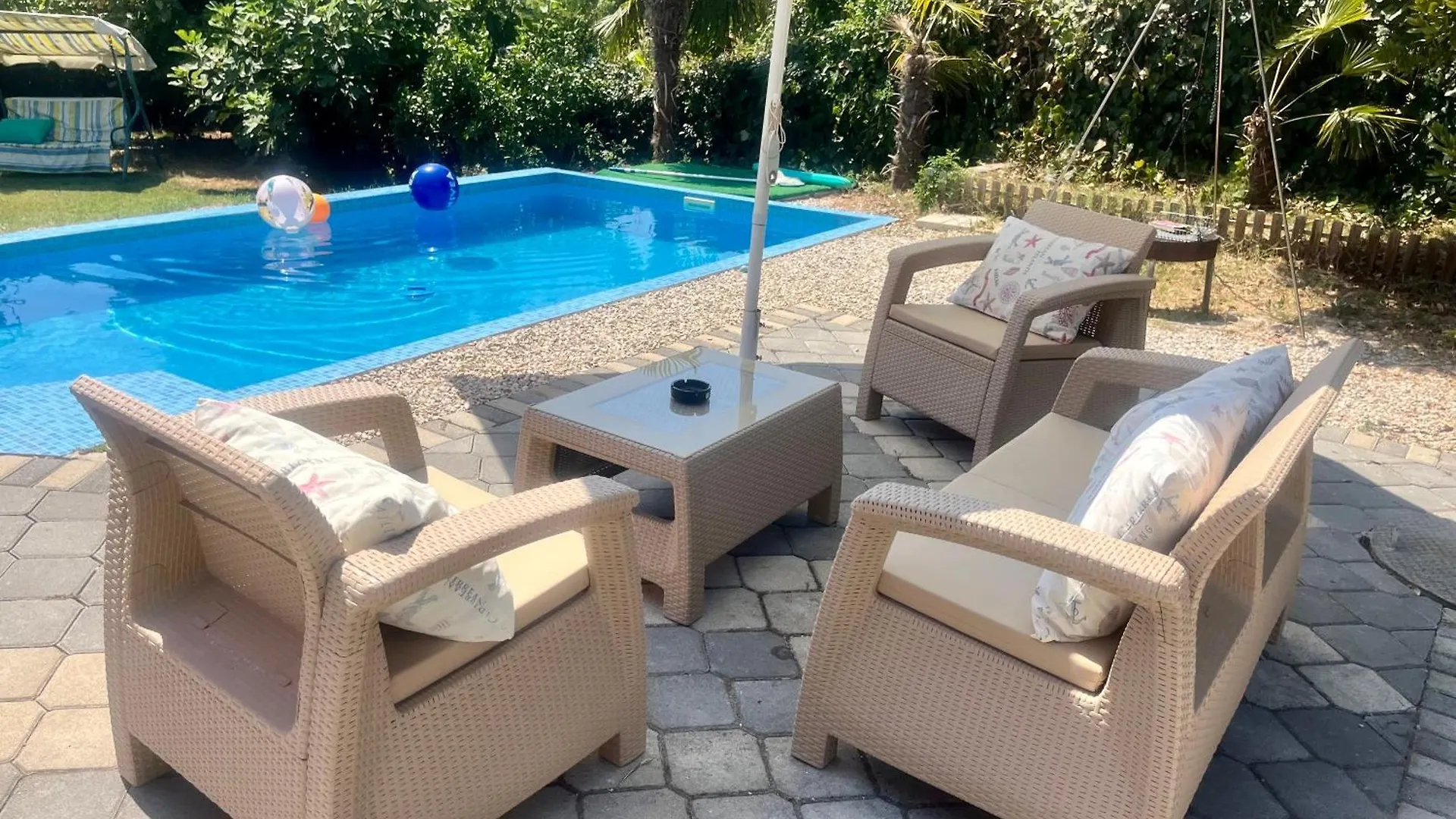 Ferienhaus M&M Mit Aussenpool Kuraten